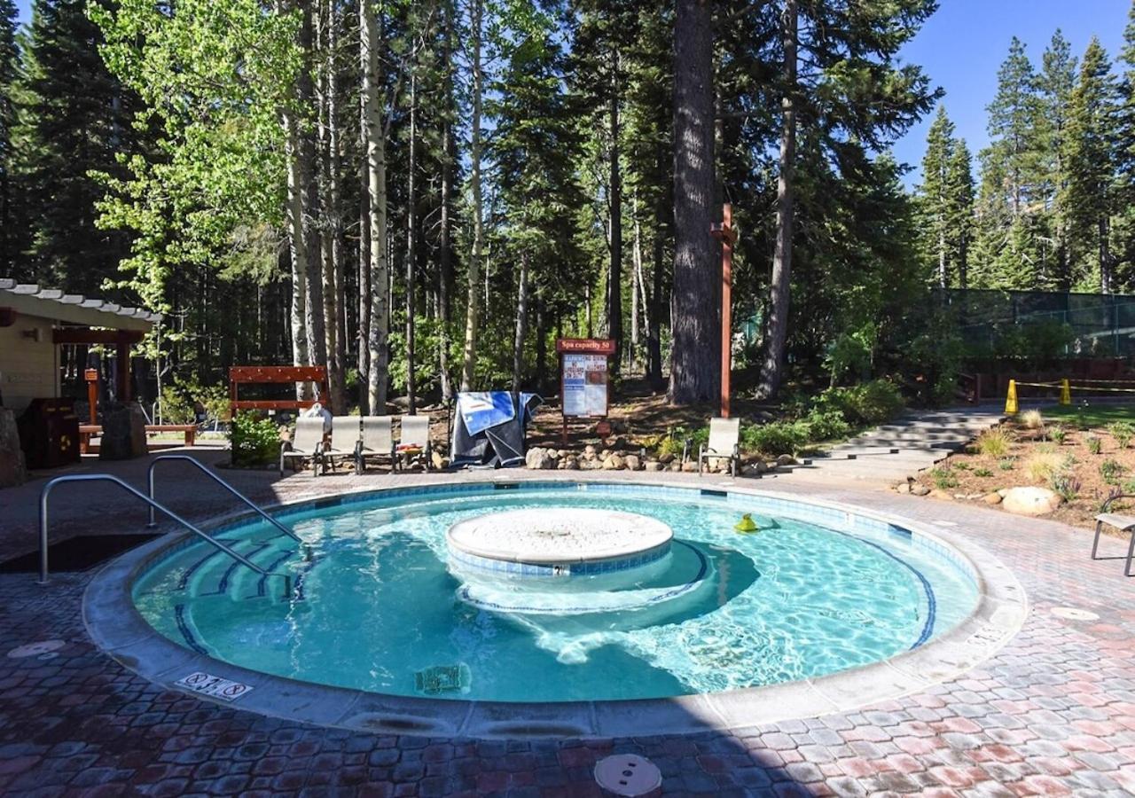 Northstar Resort True Ski In Ski Out Year-Round Hot Tubs Book On Your Mobile For Promo Price Truckee Luaran gambar